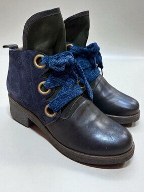 CASTA navy leather suede ankle boots booties grommets velvet laces